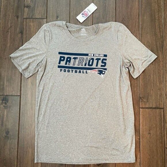 NFL New England Patriots Gray Tee Youth XL 18/20 NWT - Picture 1 of 5